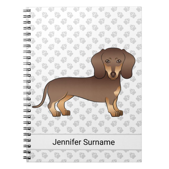 Chocolate Och Tan Kort Här Dachshund & Text Anteckningsbok (Framsidan)