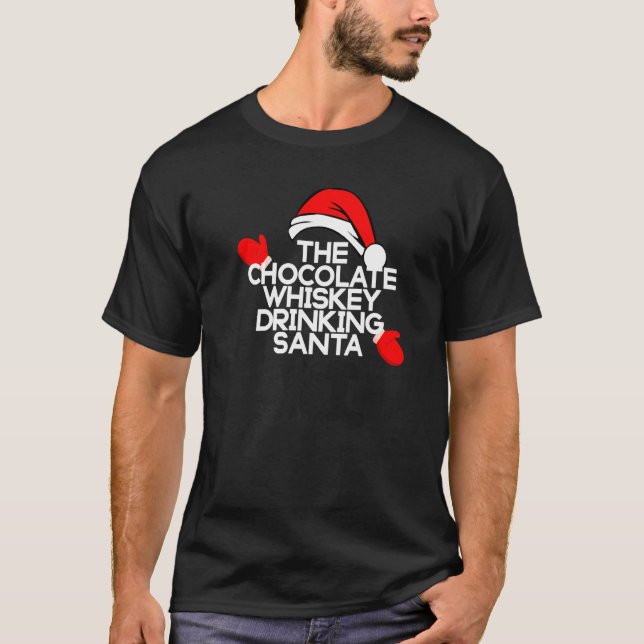 Chocolate Whiskey Drinking Santa Funny Helgdag T Shirt (Framsida)