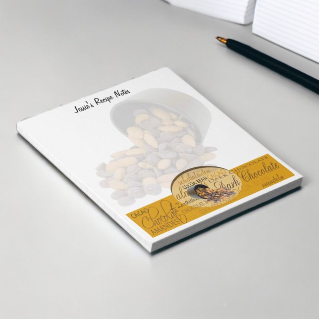Choklad, Almonds och Mörk Chocolate Text Design Anteckningsblock (fun 5.5" x 6" chocolate lover notepad )