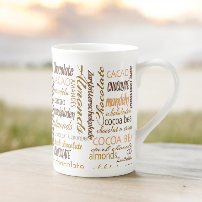Choklad Älskare flerspråkig typografi i brun Benporslin Mugg (word cloud design on both sides of the handle)
