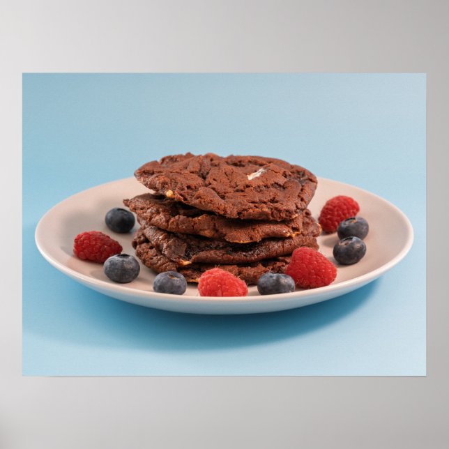 Choklad Chip Cookies Med Bär Mat Foto Poster (Framsidan)