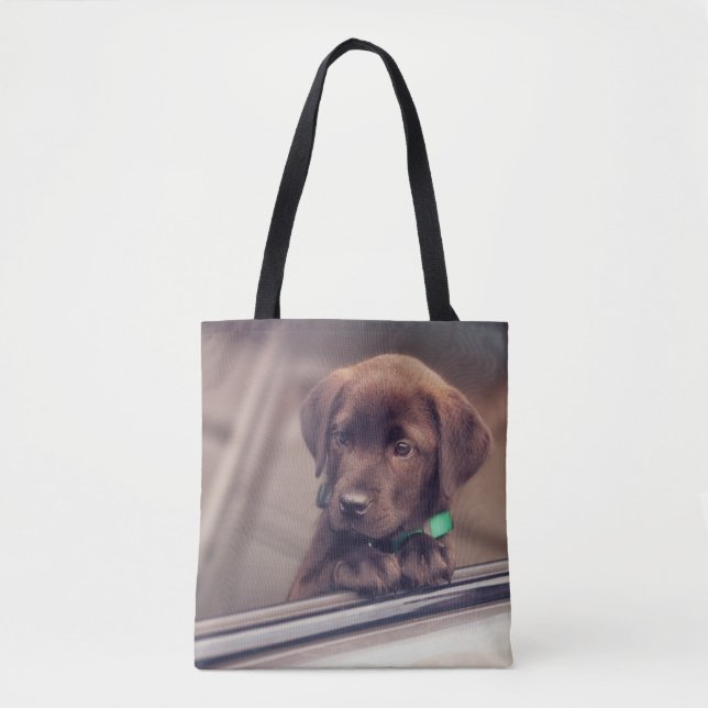 Choklad Labrador-valpen i bil Tygkasse (Framsida)