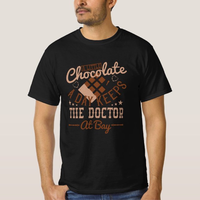 Choklad - lite choklad varje dag t shirt (Framsida)