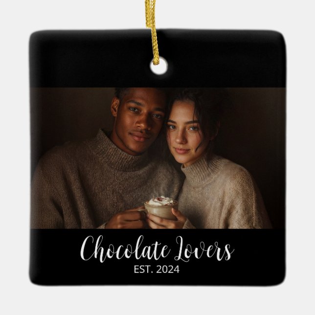 Chokladälskande Par Establierad Foto Present Julgransprydnad Keramik (Framsida)