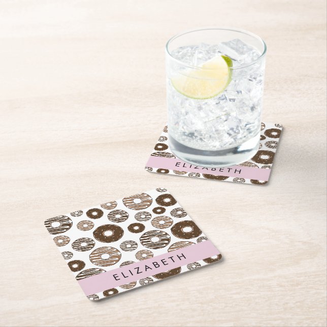 Chokladklad, karamelldonötter, isbildning, ditt na underlägg papper kvadrat (Insitu)