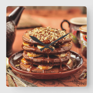 Chokladpannkakor med bananer och Caramel Fyrkantig Klocka