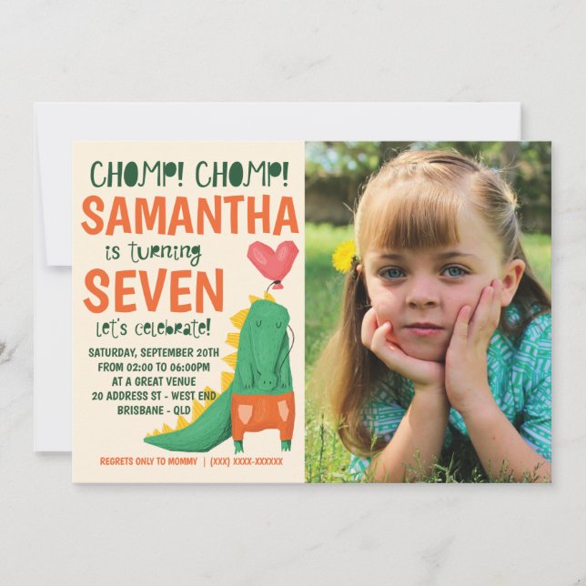Chomp! Fotoinbjudan till krokodil på födelsedagen Inbjudningar (Framsida)
