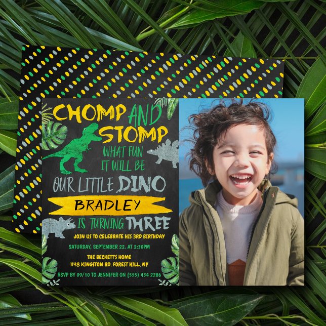 Chomp & Stomp! Dinosaur Boys 3:e födelsedagsfoto Inbjudningar (Skapare uppladdad)