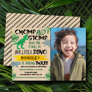 Chomp & Stomp! Dinosaur Boys 3:e födelsedagsfoto Inbjudningar