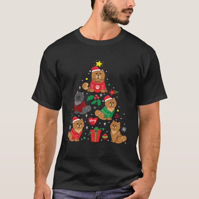 Chow Chow Christmas Dog Tree T Shirt (Framsida)