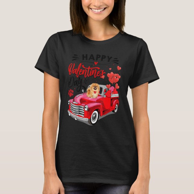 Chow Chow Heart Red Truck Happy Valentine Day Dog T Shirt (Framsida)