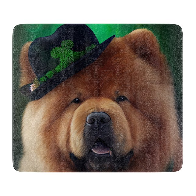 Chow Chow-hund i St. Patrick's Day-dräkt (Framsidan)