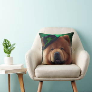 Chow Chow Hund in St. Patrick Day Dress Kudde
