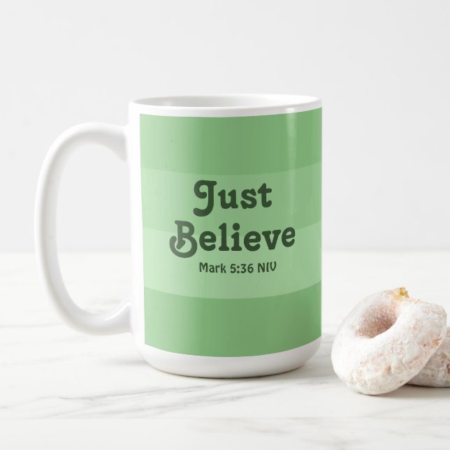 Christian Faith tror bara Bible Verse Grönt Kaffemugg (Med munk)