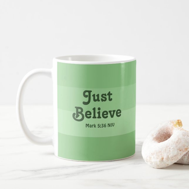 Christian Faith tror bara Bible Verse Grönt Kaffemugg (Med munk)