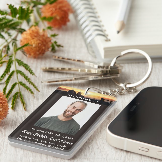 Christian Memorial Far Son Fisherman (Högra Framsidan)