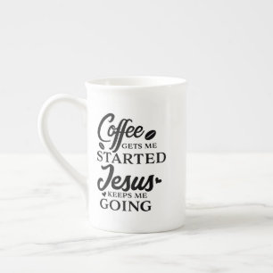 Christian offert Coffee får mig att starta skript Benporslin Mugg