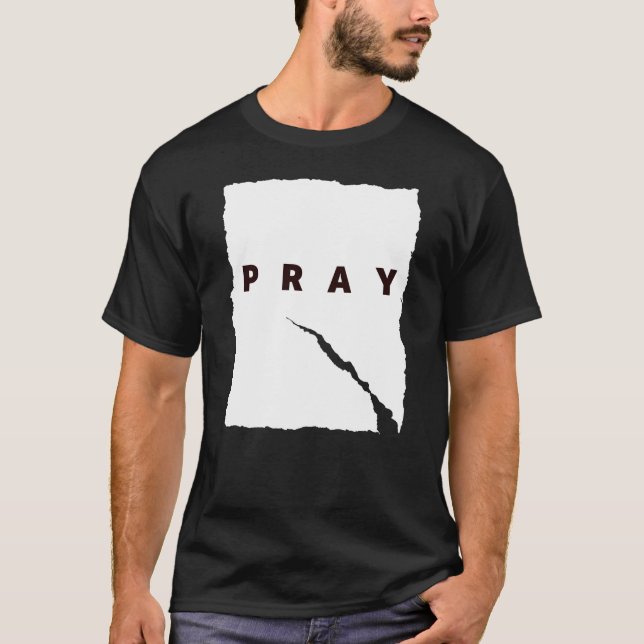 Christian Pray T Shirt (Framsida)