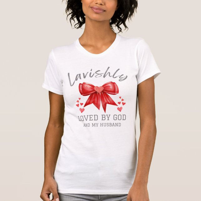 Christian Valentine LAVISHLY LOVED Coquette Bow T Shirt (Framsida)