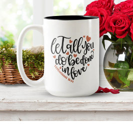 Christian Verse ✝️ allt du gör i Kärlek Två-Tonad Mugg