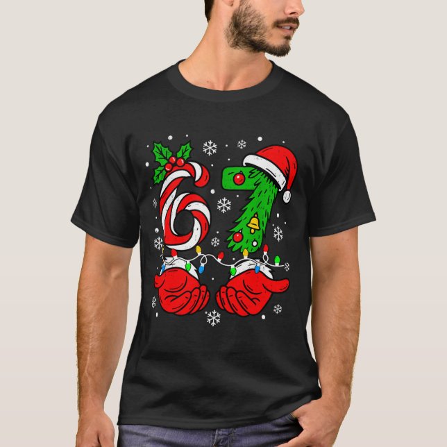 Christmas 67 Candy Cane Six Seven Meme Lights Sant T Shirt (Framsida)