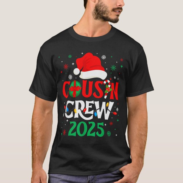 Christmas Cousin Crew 2025 Xmas Funny Matching Fam T Shirt (Framsida)