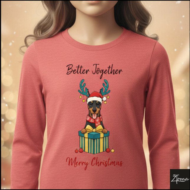 Christmas Doberman Reindeer Scarf Gift Graphic T Shirt (Skapare uppladdad)
