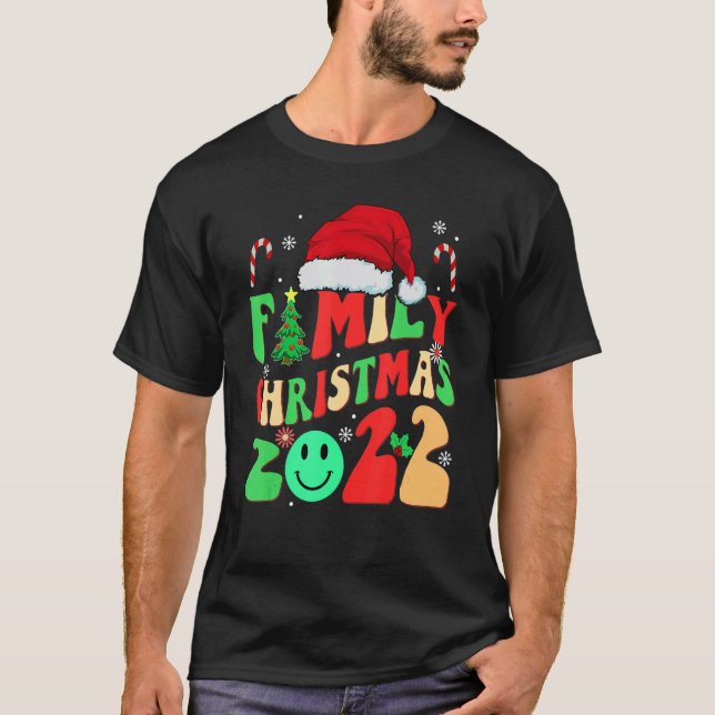 christmas family 2022 groovy Pajama matching Santa T Shirt (Framsida)