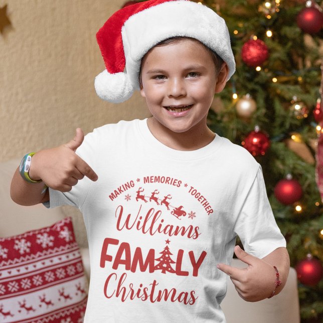 Christmas Family Reunion with Name T Shirt (Skapare uppladdad)