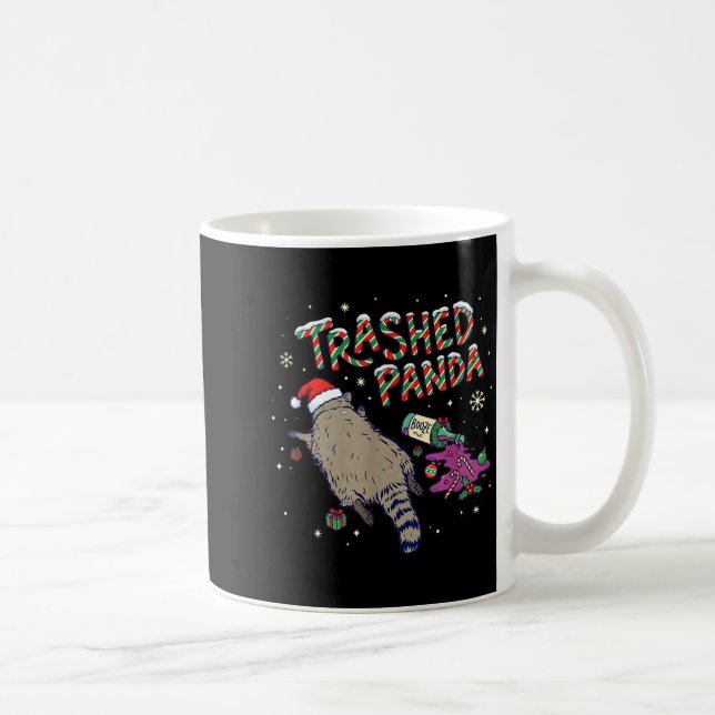 Christmas Funny Trashed Panda Racoon Gets Drunk Xm Kaffemugg (Höger)
