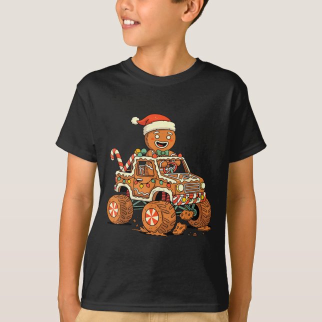 Christmas Gingerbread Man Driving Truck Xmas Light T Shirt (Framsida)