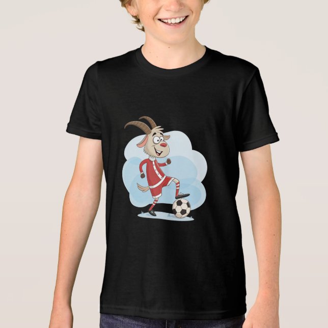 Christmas Goat Playing Soccer T Shirt (Framsida)