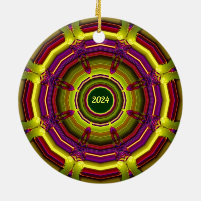 CHRISTMAS ~ Green Red Yellow Purple 2024 Julgransprydnad Keramik (Baksidan)