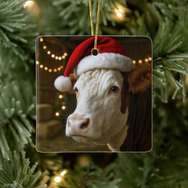 Christmas Hereford Cow Wearing a Santa Hat Julgransprydnad Keramik (Träd)