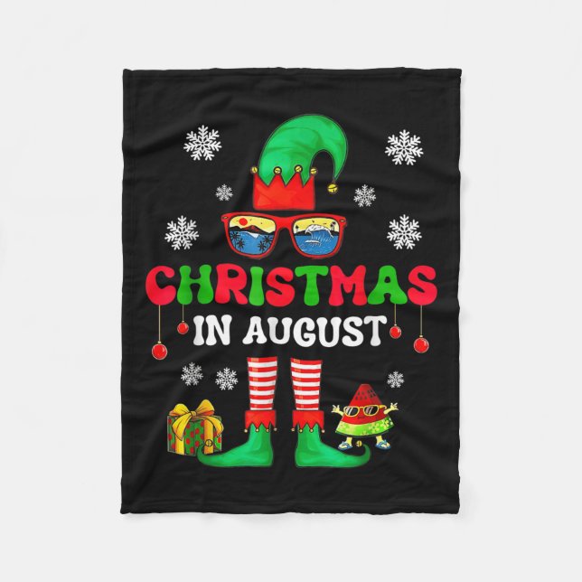 Christmas In August Funny Elf For Summer Xmas Men  Fleecefilt (Framsidan)