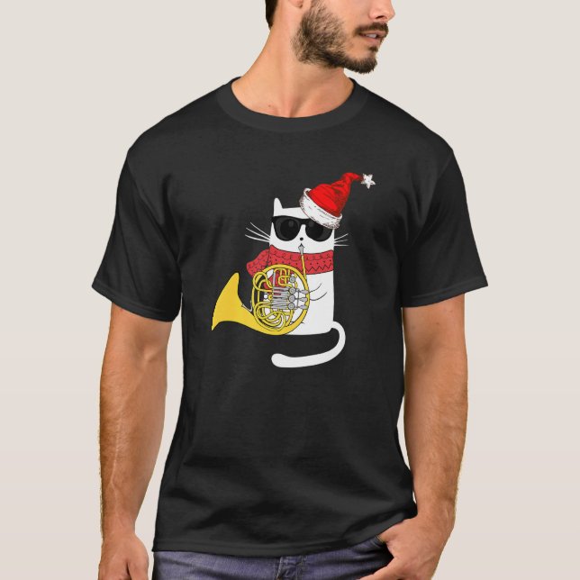 Christmas Jazz Cat Playing French Horn T Shirt (Framsida)