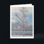 CHRISTMAS-KORT/ROMANTIC/SNÖ-COVERED TRÄD I PARK<br><div class="desc">EN LONE "YOUNG" TRÄD, DESS FÅ GRENAR SOM TÄCKS I SNÖ, LIKSOM PARKEN OCH MER MATURE TRÄD I BAKGRUNDEN, ÄR "DECORATED" MED FÄRGCHRISTMAS ORNAMENT. (ORNAMENT ÄR ANPASSADE OCH KAN ÄNDRAS ELLER TAS BORT). TRÄD STÅR FRAMÅT FÖR ETT SJÖ, VARS GLASLIKNANDE YTA ÅTERSPEGLAR DET ANDRA TRÄD RUNT SITT GRÄNS. EN BLÅ...</div>
