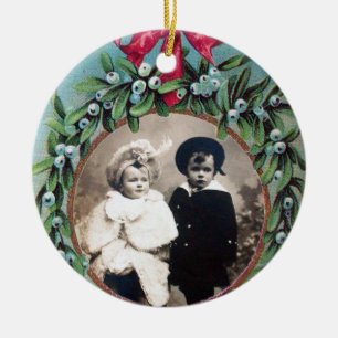 CHRISTMAS KRONA MED MISTLETOES FOTOMALL JULGRANSPRYDNAD KERAMIK