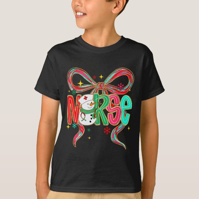 Christmas Nurse Snowman Xmas Pajamas Rn Icu Nicu E T Shirt (Framsida)