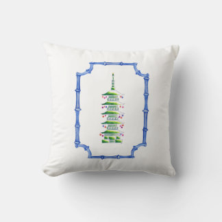 Christmas Pagoda Accent Pillow Kudde