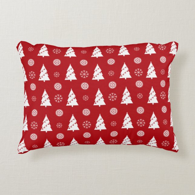 Christmas Pillow with Trees and Snowflakes Prydnadskudde (Framsidan)