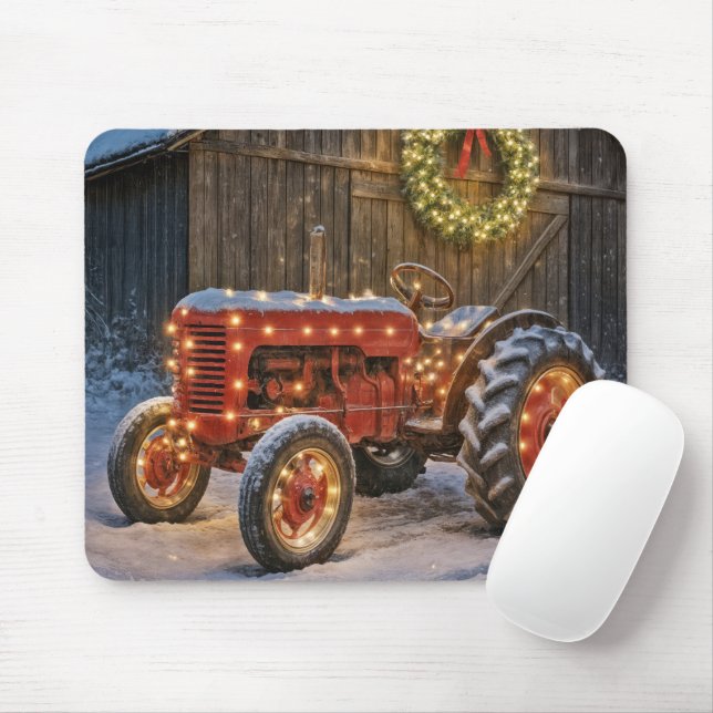 Christmas Red Farm Tractor With Glowing Wreath Musmatta (Med mus)