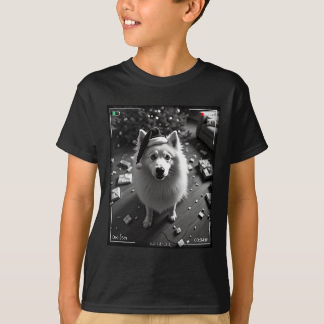 Christmas Samoyed Caught On Camera  T Shirt (Framsida)