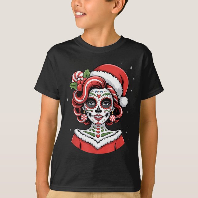 Christmas Sugar Skull Art Woman Santa Hat Festive  T Shirt (Framsida)
