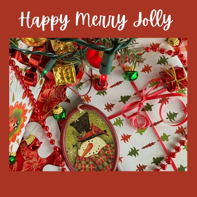 Christmas Trees Red and Green on White Presentpapper (Skapare uppladdad)