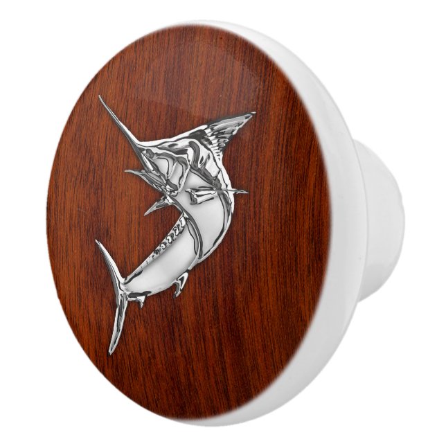 Chrome Marlin Fish on Mahogany Grain Print Knopp (Höger)