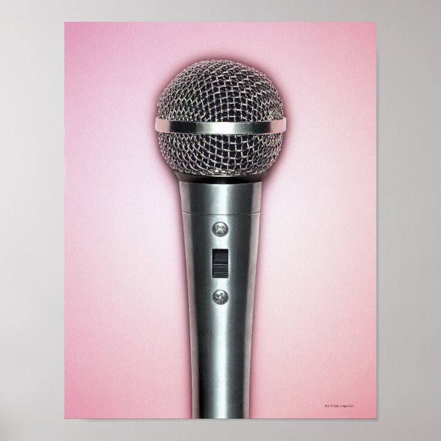 Chrome Microphone Poster (Framsidan)