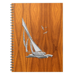 Chrome Regatta Sailboat på Teak Veneer Stilar Anteckningsbok