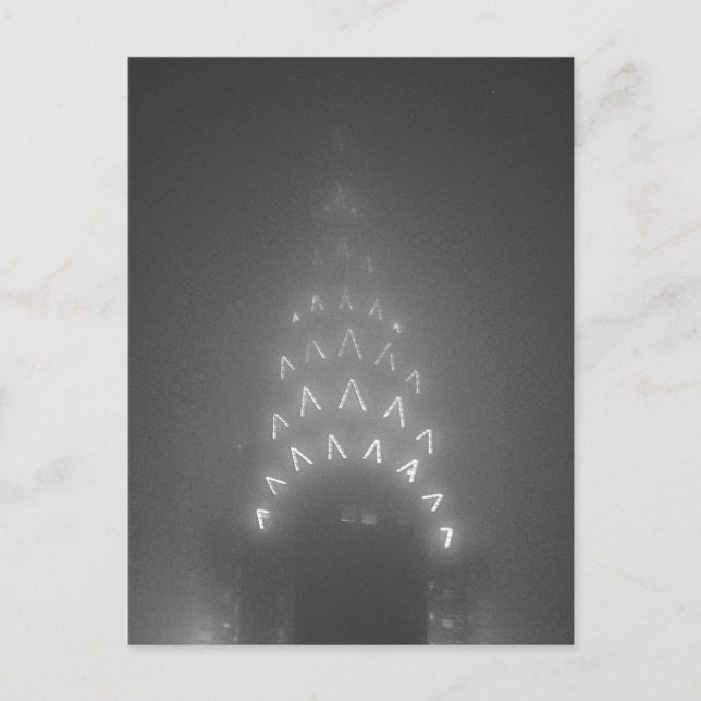 Chrysler Buiding in Fog Vykort (Framsida)