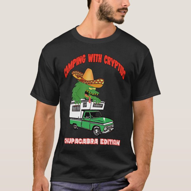 Chupacabra Camper Cryptid Truck Camper RV Off Road T Shirt (Framsida)